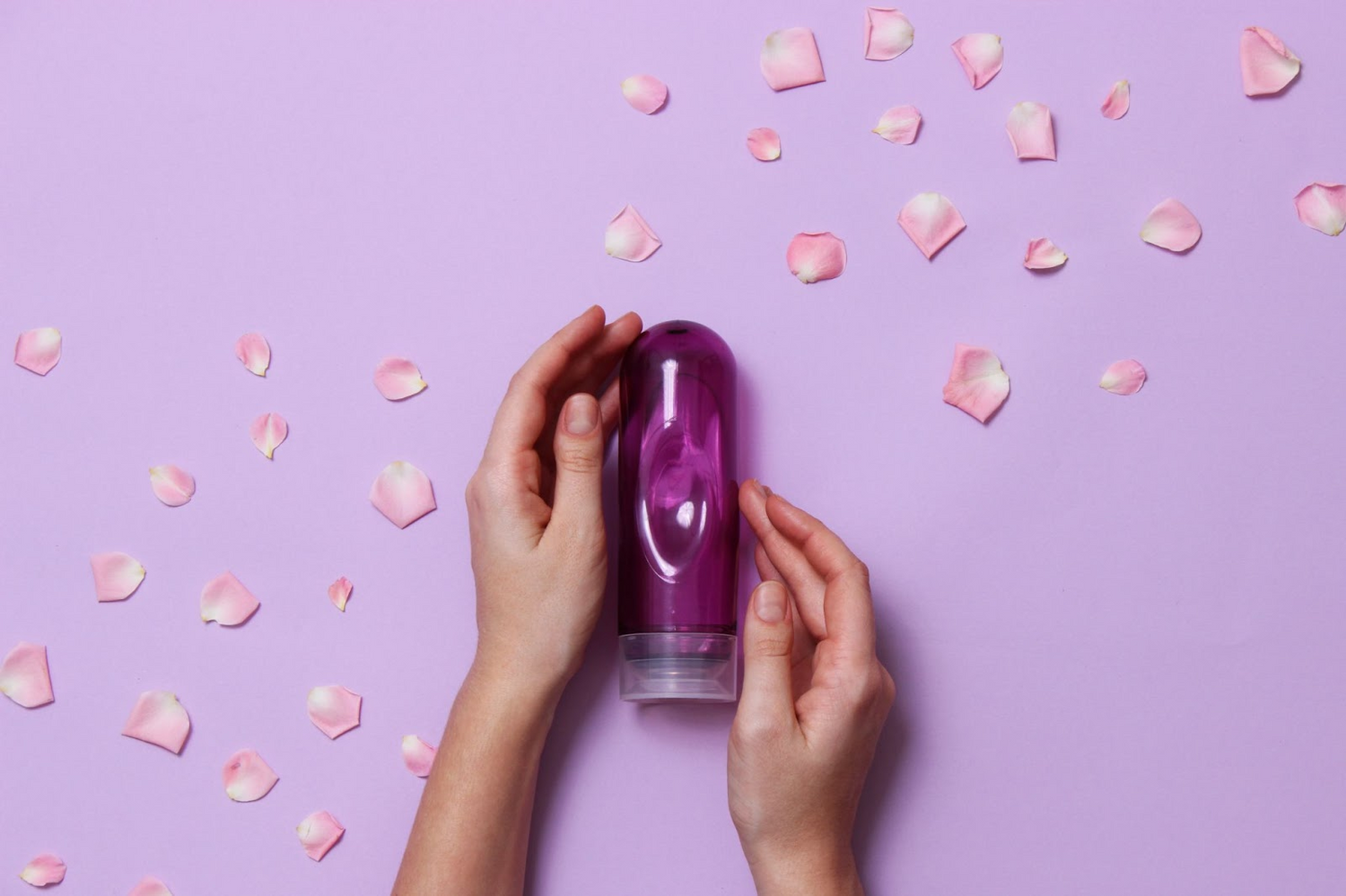 Best Alternatives to Lube for Masturbating (And What Not to Try!)
