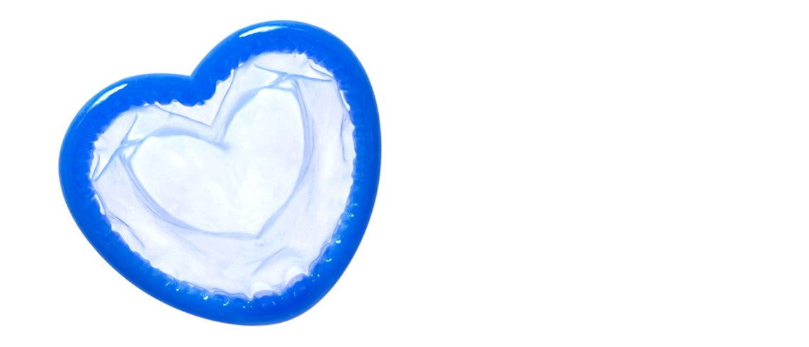 How to Talk Condoms with A Woman | Pleasure Sets of Condoms & Lubricants | Durex India